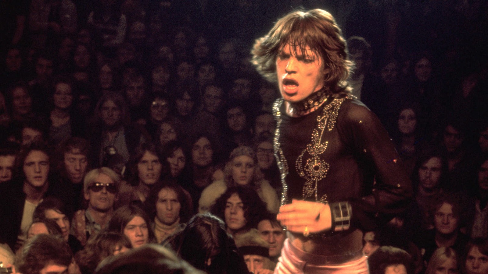 Stones gimme shelter. Gimme Shelter 1970. Mick Jagger 1970. Mick Jagger 1969.